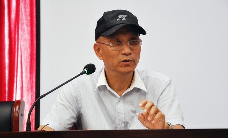 安全就是生命，責(zé)任重于泰山