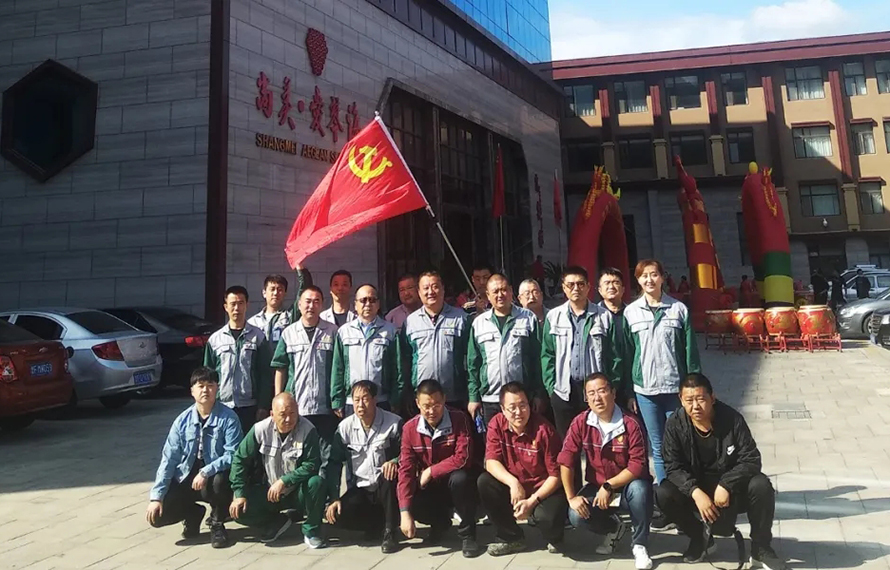 沖鋒在前做表率 志愿服務展風采