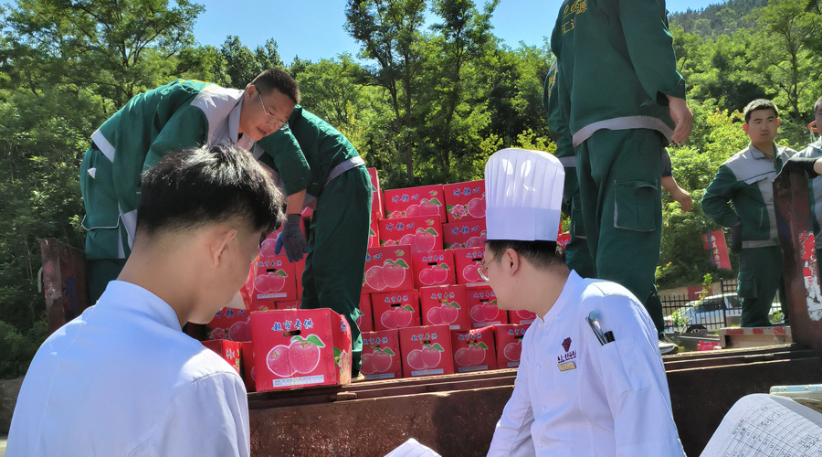 溫情端午，心系員工——匯通集團(tuán)為員工發(fā)放端午節(jié)福利